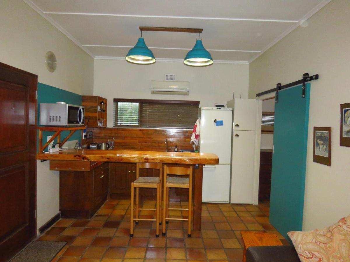 Upstairs Apartment *